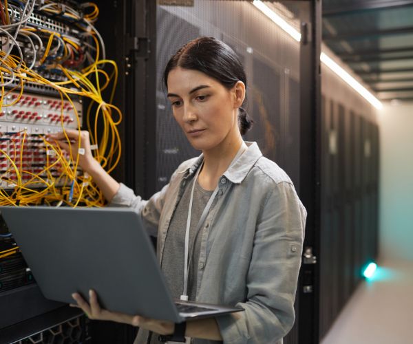 BTS SIO - Services Informatiques aux Organisations Option Solutions d’Infrastructure, Systèmes et Réseaux (SISR)